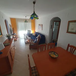 Aguamarina, Cerca De Todo La Antilla
